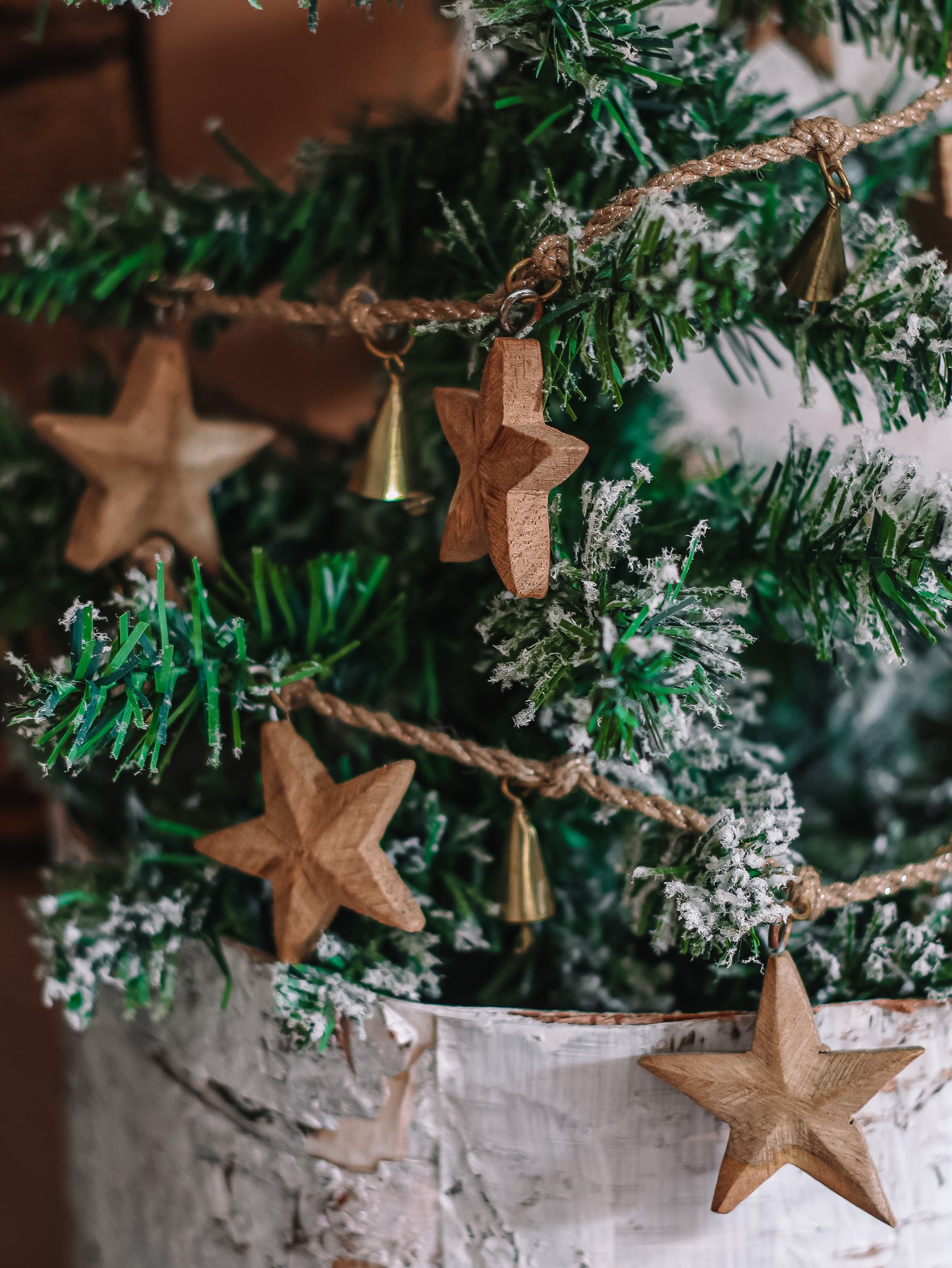Load image into Gallery viewer, Wish Upon a Wood Star Garland
