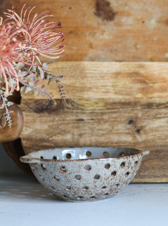 Load image into Gallery viewer, Oak Berry Bowl
