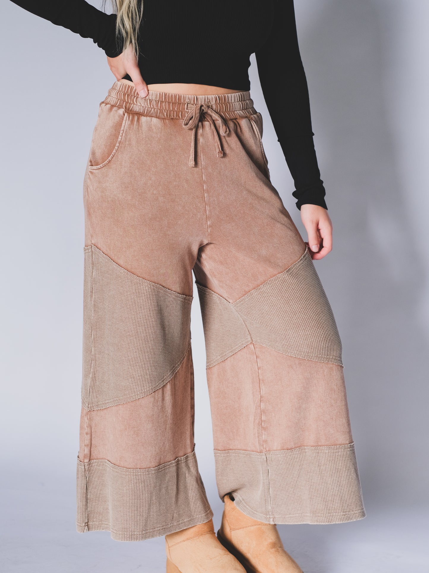 Top Thread Knit Pants