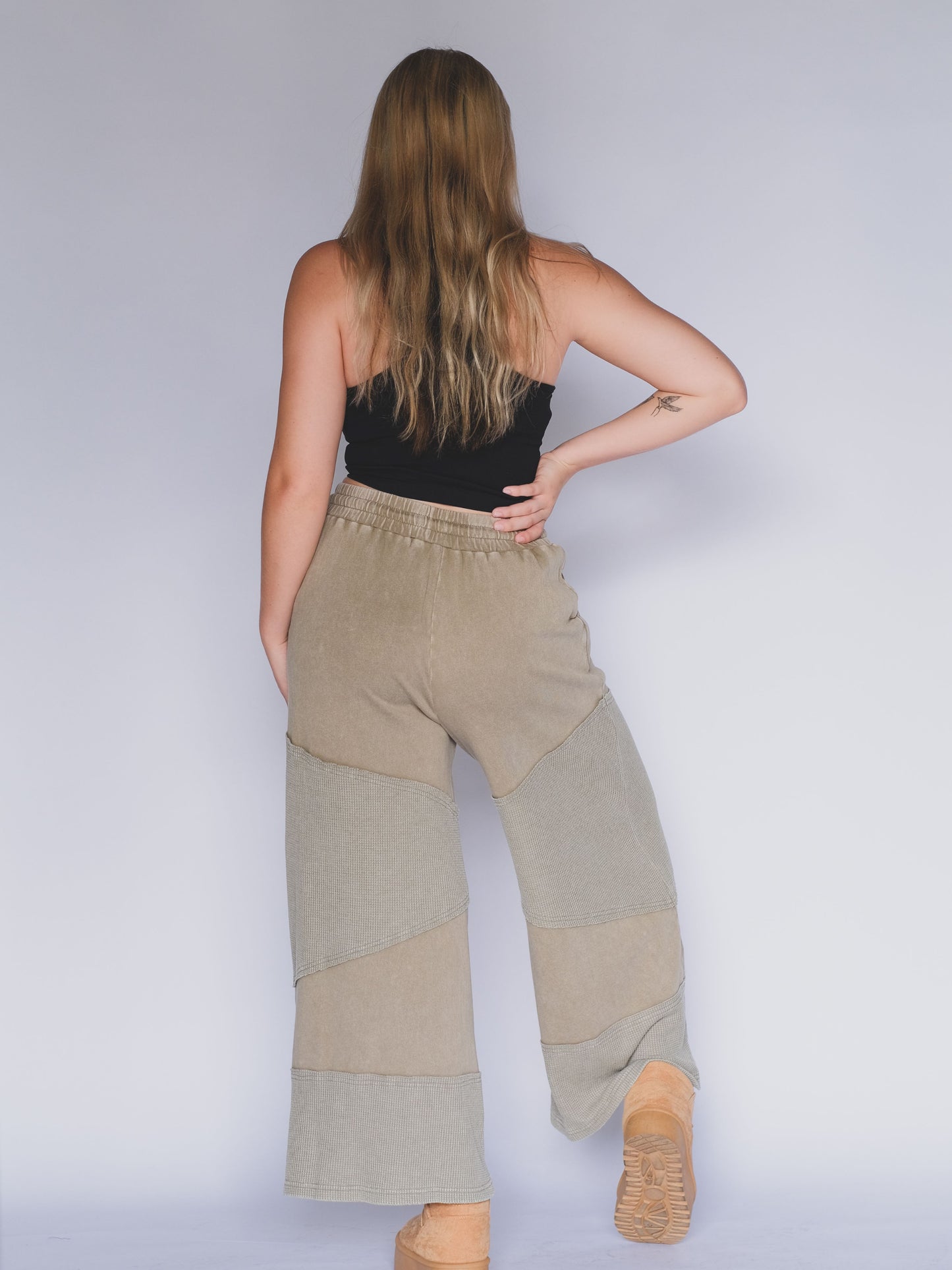 Top Thread Knit Pants