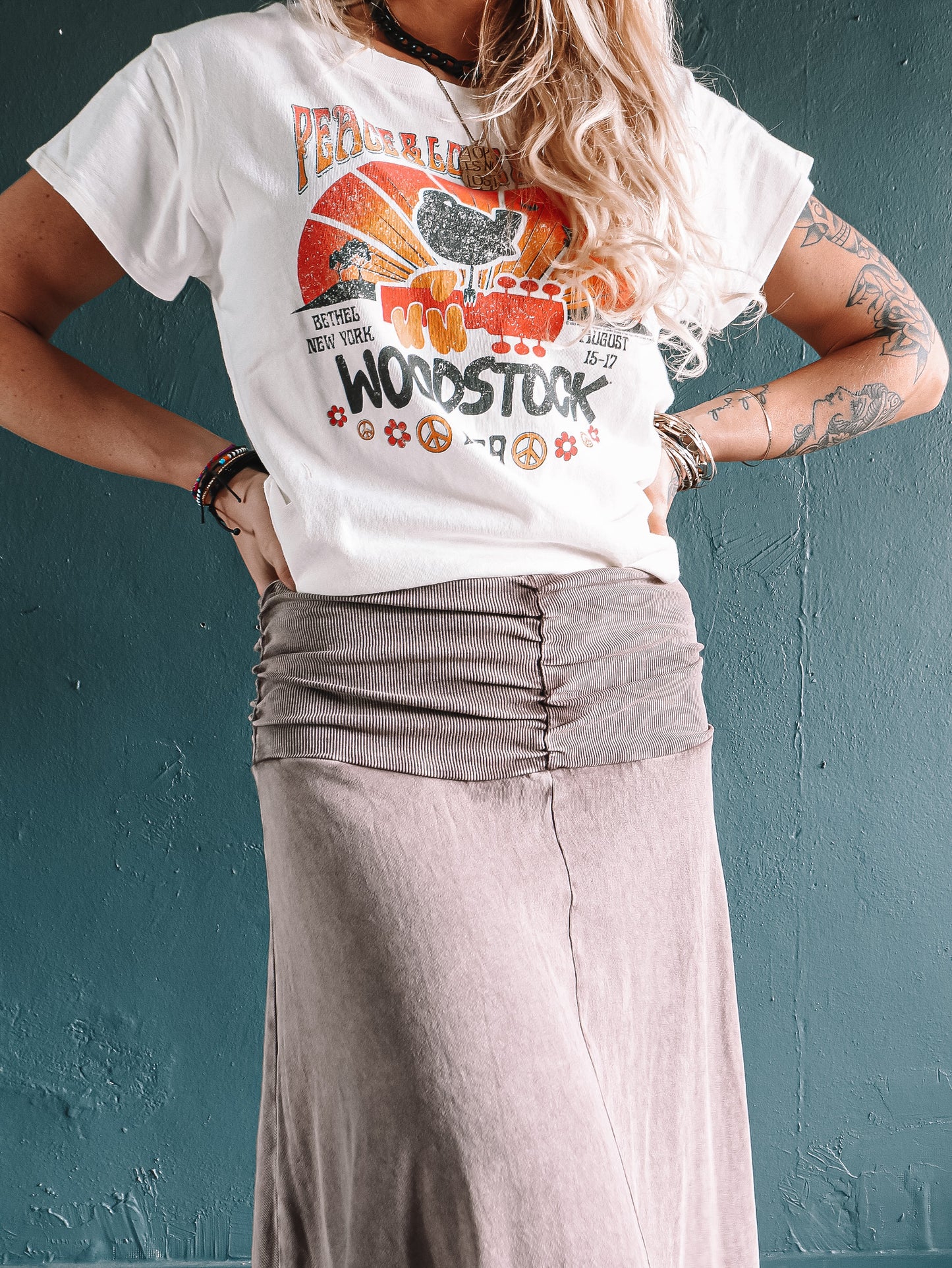 Load image into Gallery viewer, Woodstock Retro Tee
