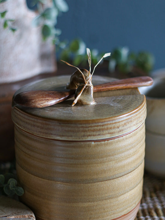 Sonoma Jar with Lid and Wood Spoon