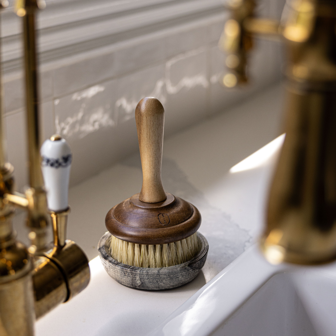 Addison's Wonderland Soap & Brush Holder - Thumbnail 4
