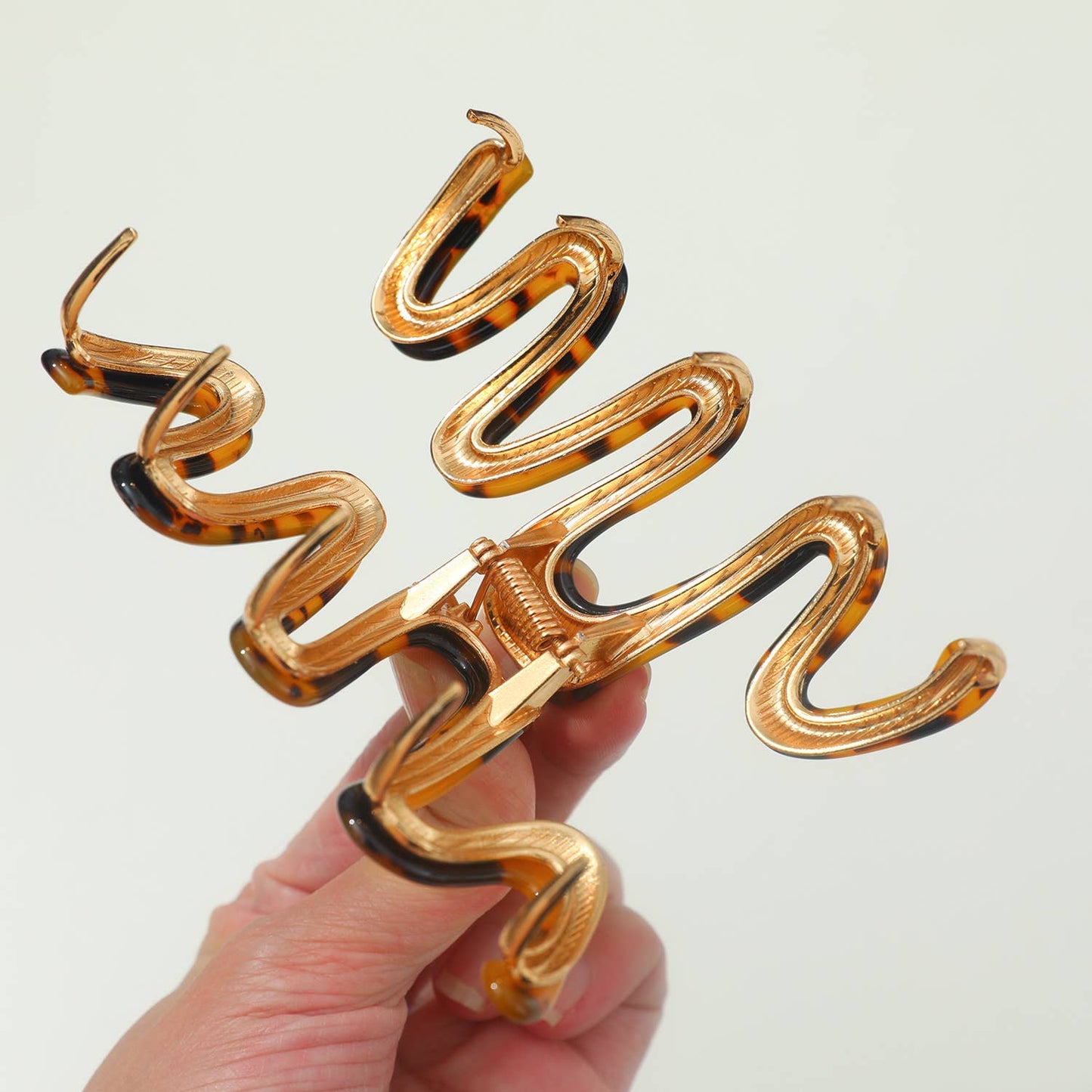 Willow | Squiggle Claw Clip