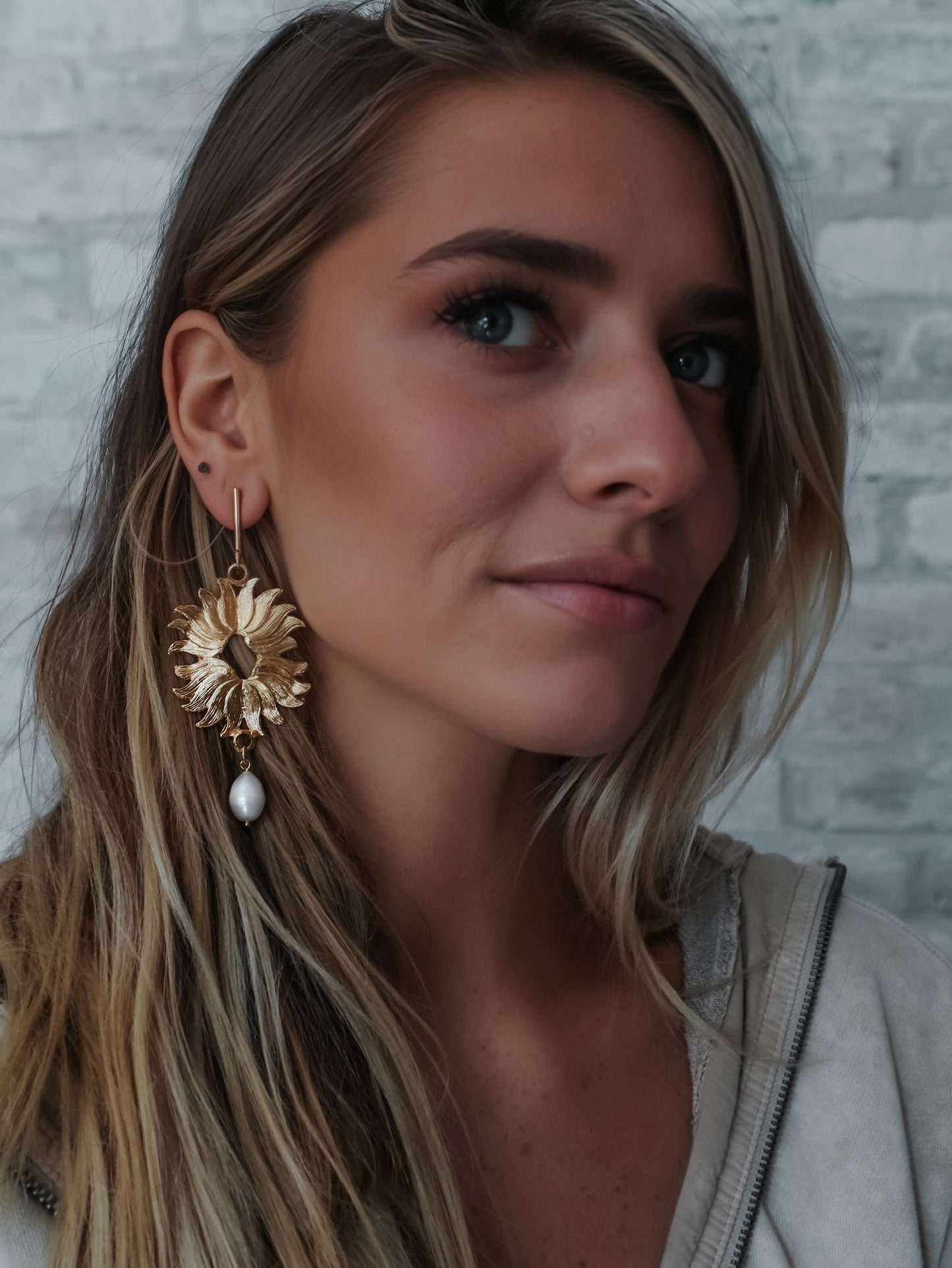 Load image into Gallery viewer, Tanit Earrings
