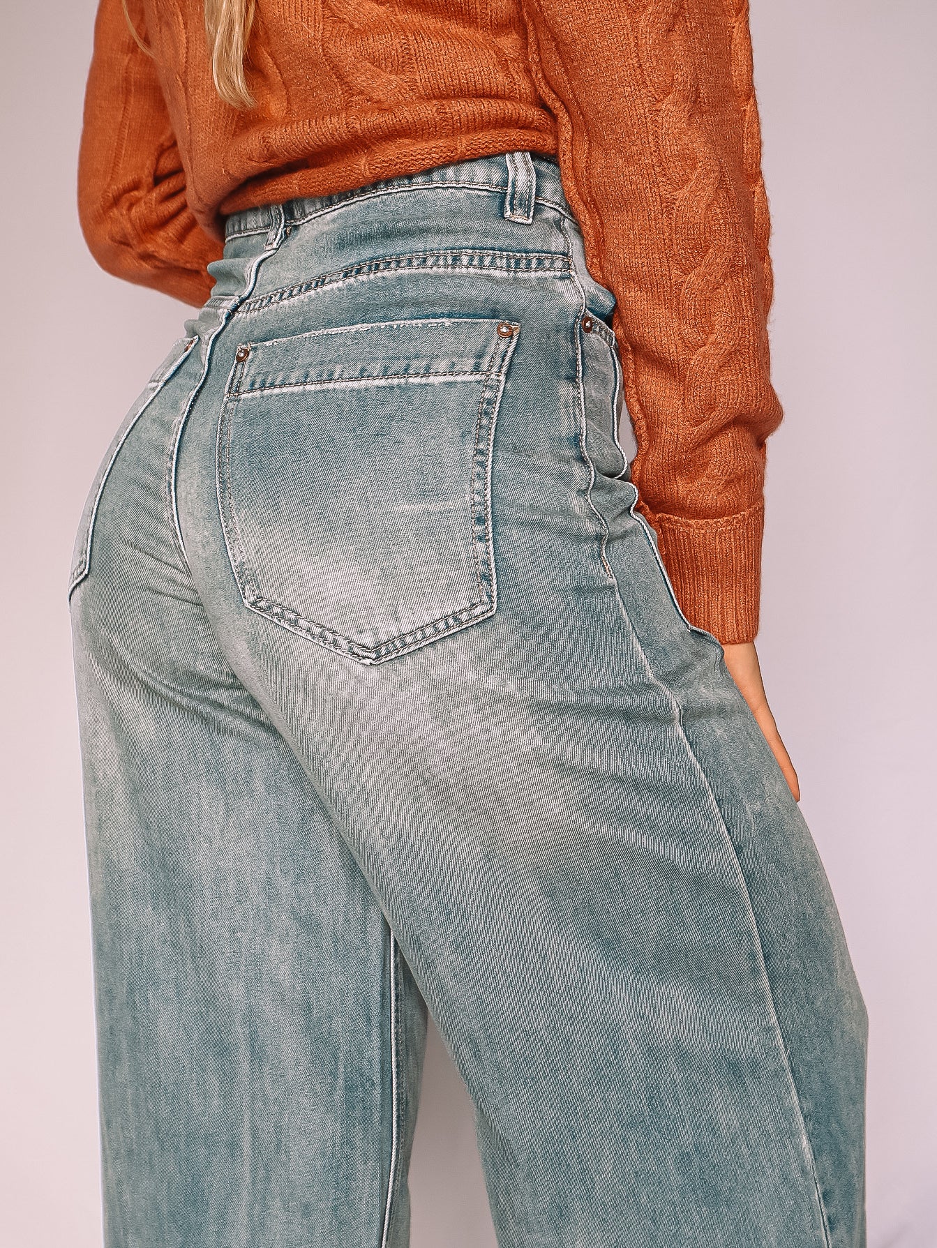 Load image into Gallery viewer, Amber Washed Wide Leg Denim
