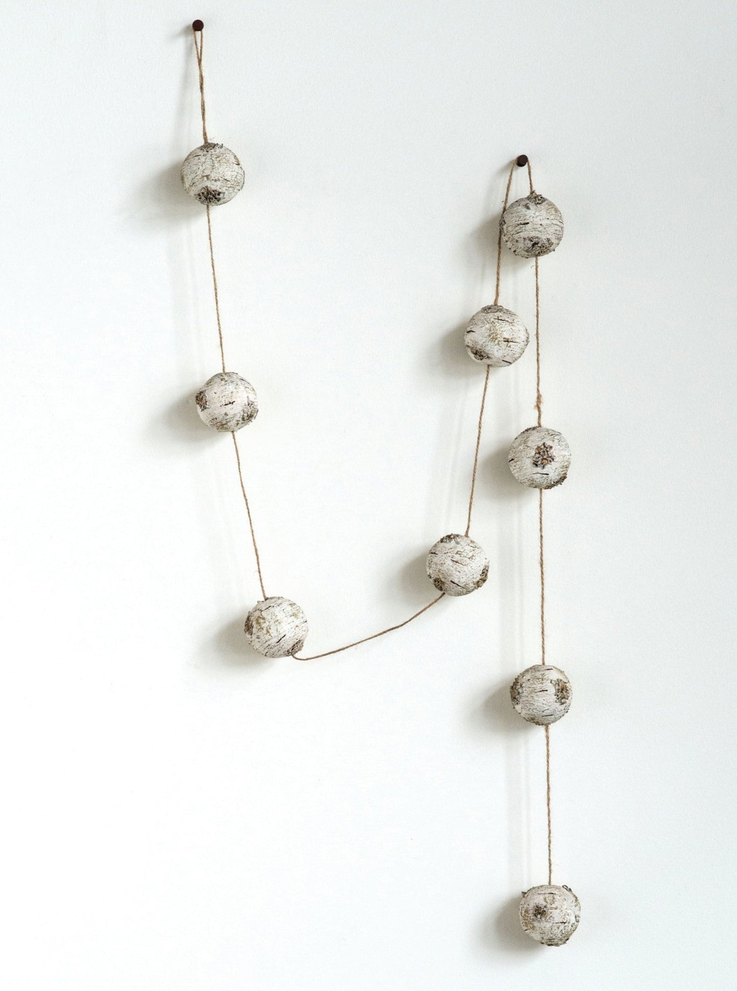 Load image into Gallery viewer, Faux Birch Ball Garland
