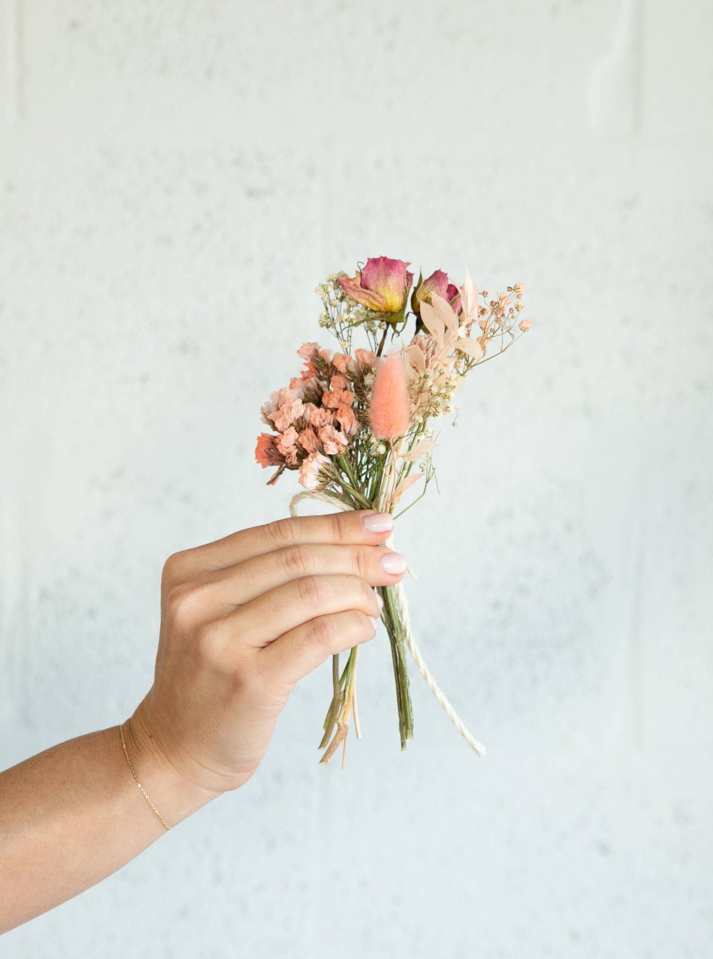 Load image into Gallery viewer, Small Dried Flower Bundles

